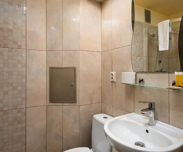 Rynek Standard By Bookinghost